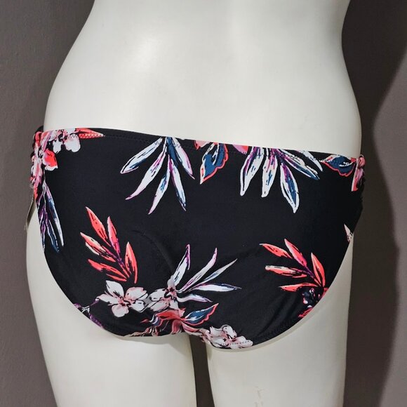 Bar III Tropical Escape Floral Hipster Bikini Bottoms - Picture 4 of 9